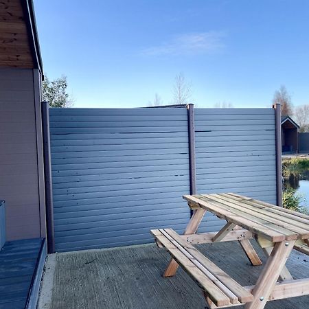 Lakeside Fishing Retreats Boston Extérieur photo