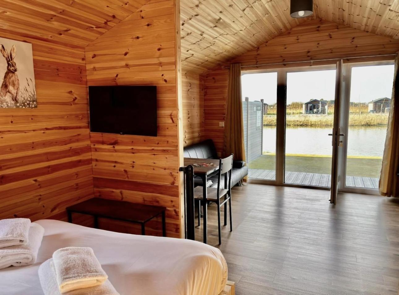 Lakeside Fishing Retreats Boston Chambre photo